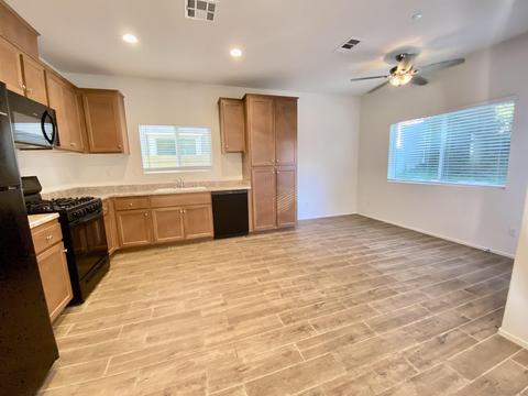 35107 Persano Pl, Fallbrook, CA 92028 photo 4