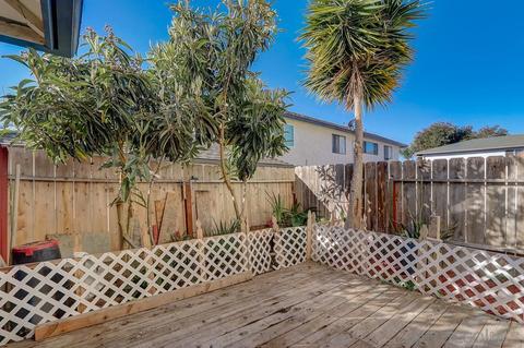 3433 Los Mochis Way, Oceanside, CA 92056 photo 5