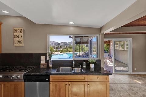 1756 E Lexington, El Cajon, CA 92019 photo 25
