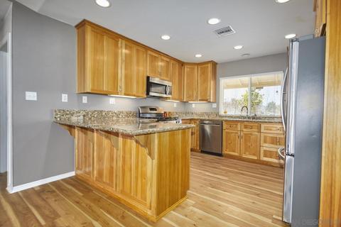 36030 Liana St, Yucaipa, CA 92399 photo 8