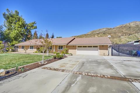36030 Liana St, Yucaipa, CA 92399 photo 1
