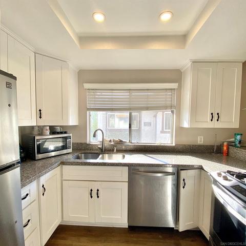 9813 Caspi Gardens Dr UNIT 2, Santee, CA 92071 photo 17
