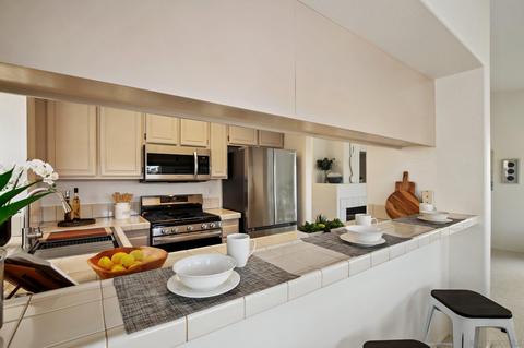 7446 Altiva Pl, Carlsbad, CA 92009 photo 10