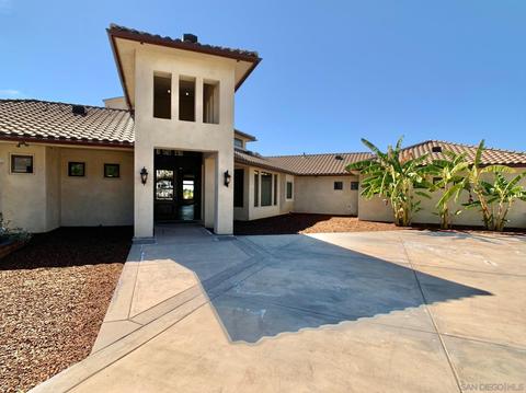 2382 Euclid Ave, El Cajon, CA 92019 photo 3
