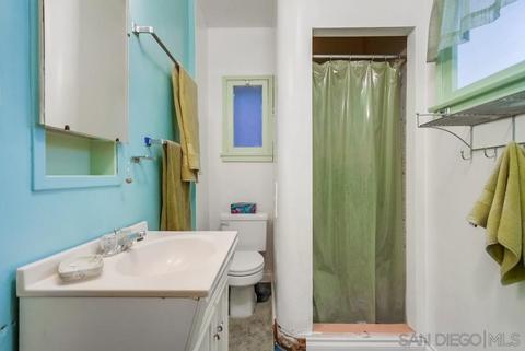 1426 Phillips, Vista, CA 92083 photo 4