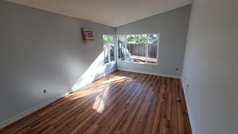 2225 Amber Ln, Escondido, CA 92026 photo 4