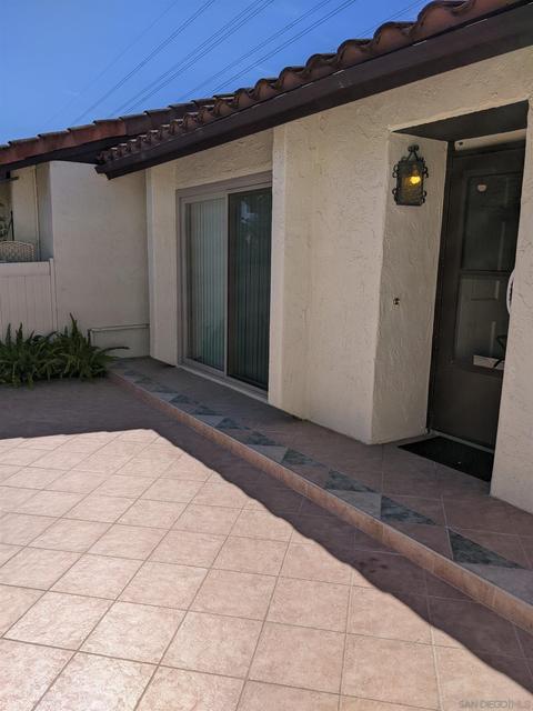 1831 Pleasantdale Dr, Encinitas, CA 92024 photo 2
