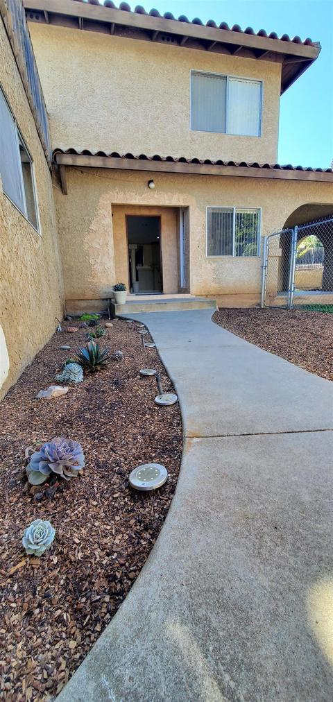 1833 Grandview St, Oceanside, CA 92054 photo 5