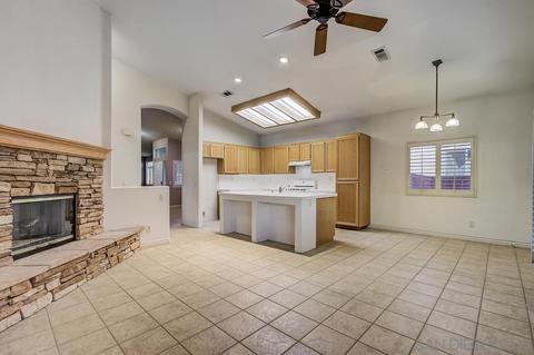 29556 Platanus Dr, Escondido, CA 92026 photo 3