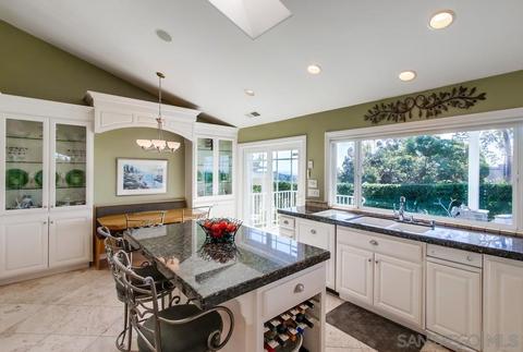 1810 Caminito Monrovia, La Jolla, CA 92037 photo 7