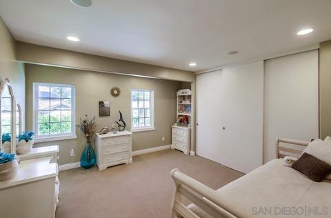1810 Caminito Monrovia, La Jolla, CA 92037 photo 22