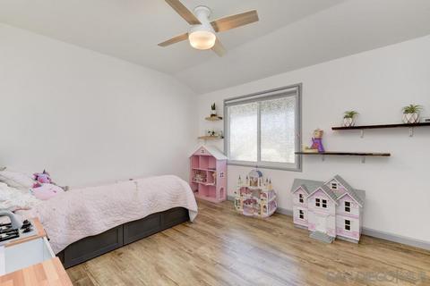 60 E Whitney St, Chula Vista, CA 91910 photo 28