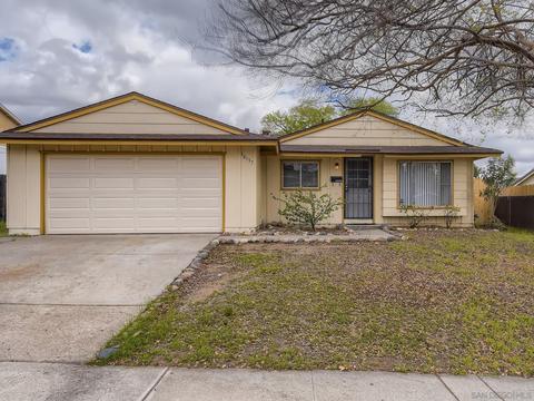 10137 Waynecrest Ln, Santee, CA 92071 photo 1