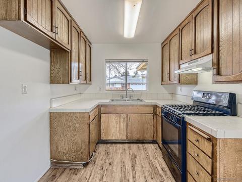 10137 Waynecrest Ln, Santee, CA 92071 photo 9