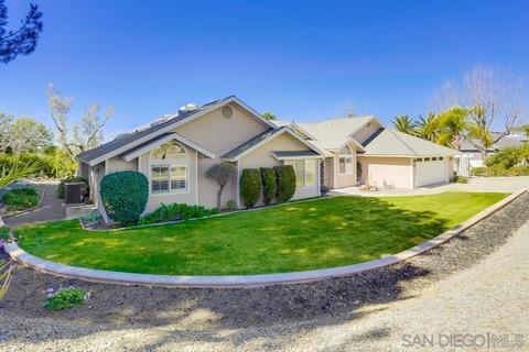 924 Via Hillview, Fallbrook, CA 92028 photo 2