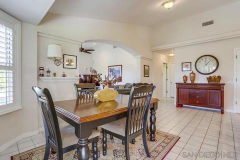 924 Via Hillview, Fallbrook, CA 92028 photo 7