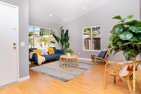 3156 Carr Dr, Oceanside, CA 92056 photo 7