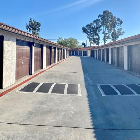 9805 Caspi Gardens Dr UNIT 8, Santee, CA 92071 photo 2