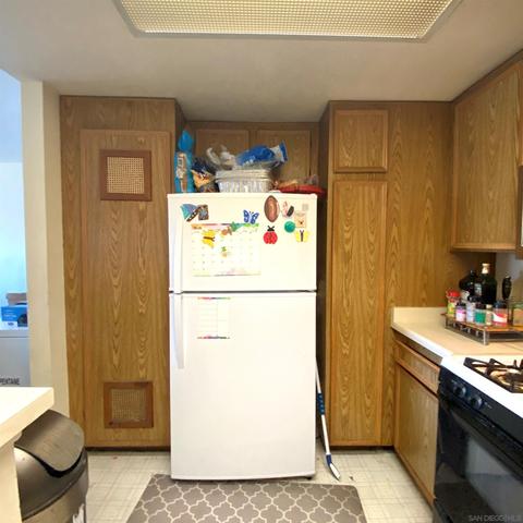 9805 Caspi Gardens Dr UNIT 8, Santee, CA 92071 photo 19