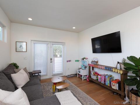 4988 Comanche Dr, La Mesa, CA 91942 photo 9
