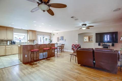 588 Downer Ave, El Cajon, CA 92020 photo 2