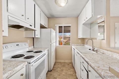8367 Sweetway Ct, Spring Valley, CA 91977 photo 7