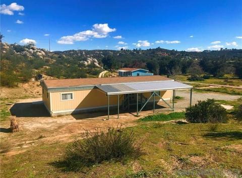40050 Owl Valley Rd, Temecula, CA 92592 photo 2