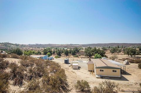 40050 Owl Valley Rd, Temecula, CA 92592 photo 3