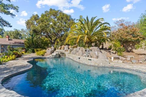 911 Oak Ln, Escondido, CA 92029 photo 3