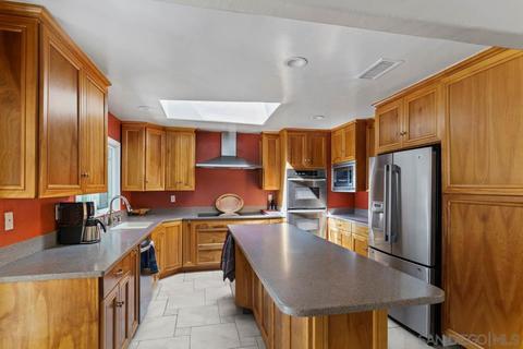 911 Oak Ln, Escondido, CA 92029 photo 10