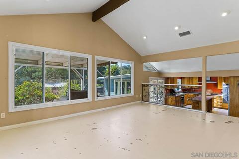 911 Oak Ln, Escondido, CA 92029 photo 9