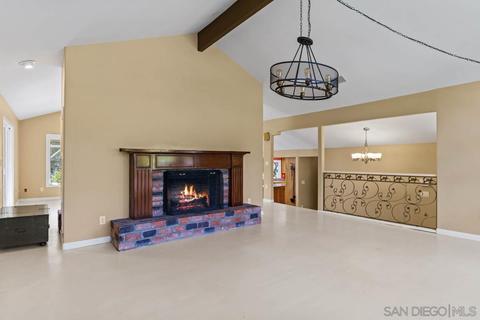 911 Oak Ln, Escondido, CA 92029 photo 8