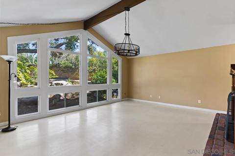 911 Oak Ln, Escondido, CA 92029 photo 7