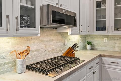6106 Paseo Tesoro, Carlsbad, CA 92009 photo 11