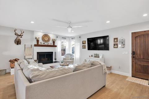 10111 Carlton Hills Blvd, Santee, CA 92071 photo 8