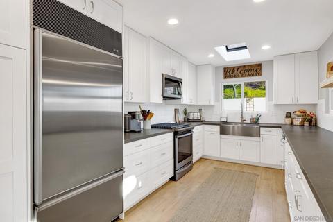 10111 Carlton Hills Blvd, Santee, CA 92071 photo 17