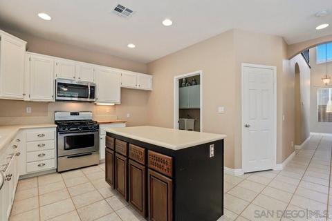 32988 Valence Ct, Temecula, CA 92592 photo 13