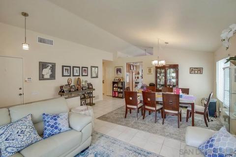 2134 Singingwood Pl, Escondido, CA 92029 photo 7