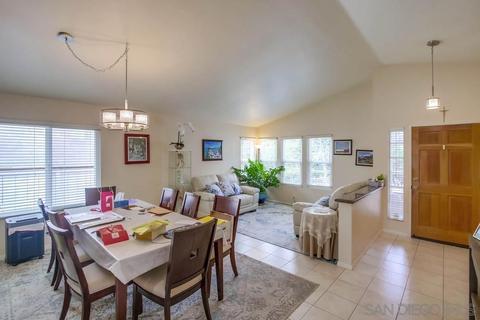 2134 Singingwood Pl, Escondido, CA 92029 photo 9
