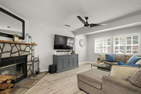 9218 Lake Canyon Rd, Santee, CA 92071 photo 3
