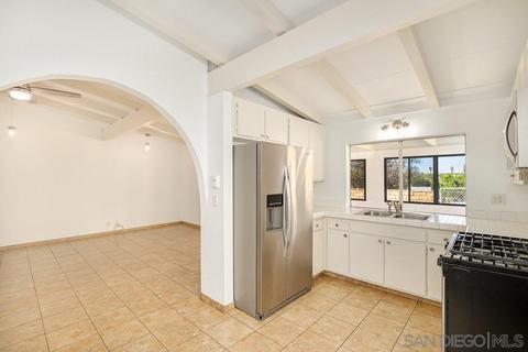 846 Lemon Ave, Vista, CA 92084 photo 14