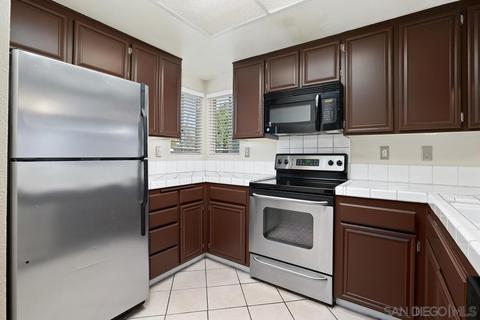 2545 Kings View Cir, Spring Valley, CA 91977 photo 5