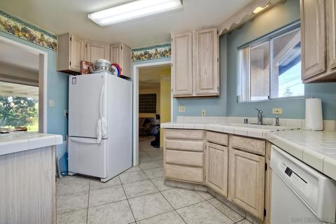 13222 Standish Dr, Poway, CA 92064 photo 15