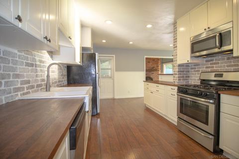 1905 Terrakappa Ave, Spring Valley, CA 91977 photo 2