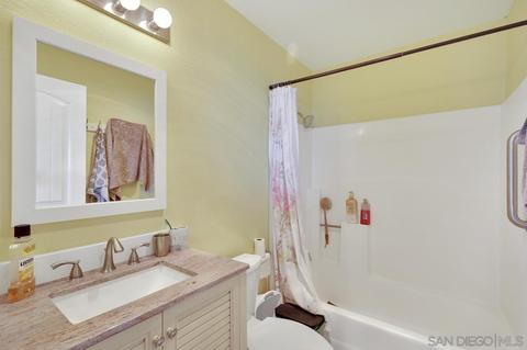 8475 Avenida Angulia #16, Spring Valley, CA 91977 photo 12