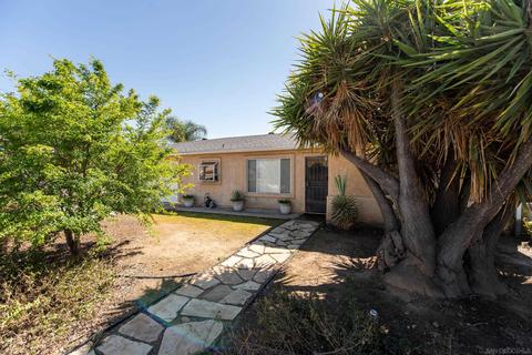 9431 Willowgrove Ave, Santee, CA 92071 photo 2