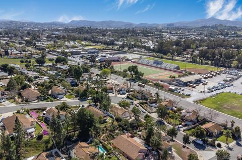 120 Neptune Pl, Escondido, CA 92026 photo 30