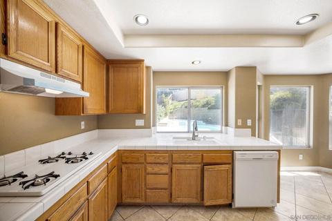 1815 Centennial Way, Escondido, CA 92026 photo 22
