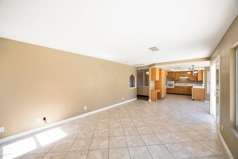 1815 Centennial Way, Escondido, CA 92026 photo 16