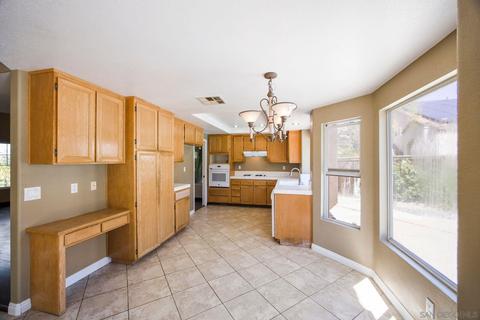 1815 Centennial Way, Escondido, CA 92026 photo 18